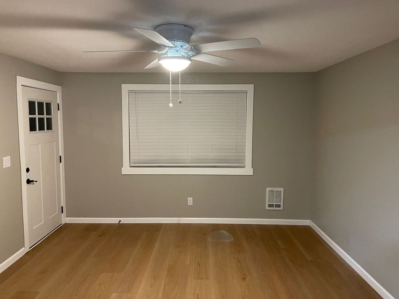 2606 7th St - Photo 5 of 20
