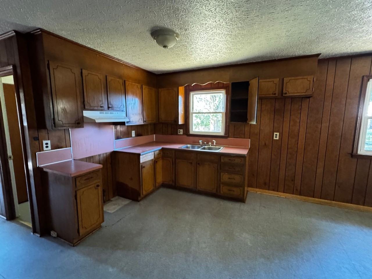 1416 Lenoir Dr - Photo 6 of 25