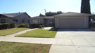 344 N Shattuck Pl - Photo 1 of 1