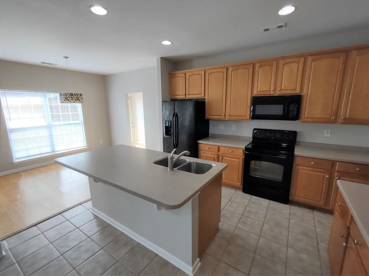 13340 Meadowmere Rd - Photo 7 of 42
