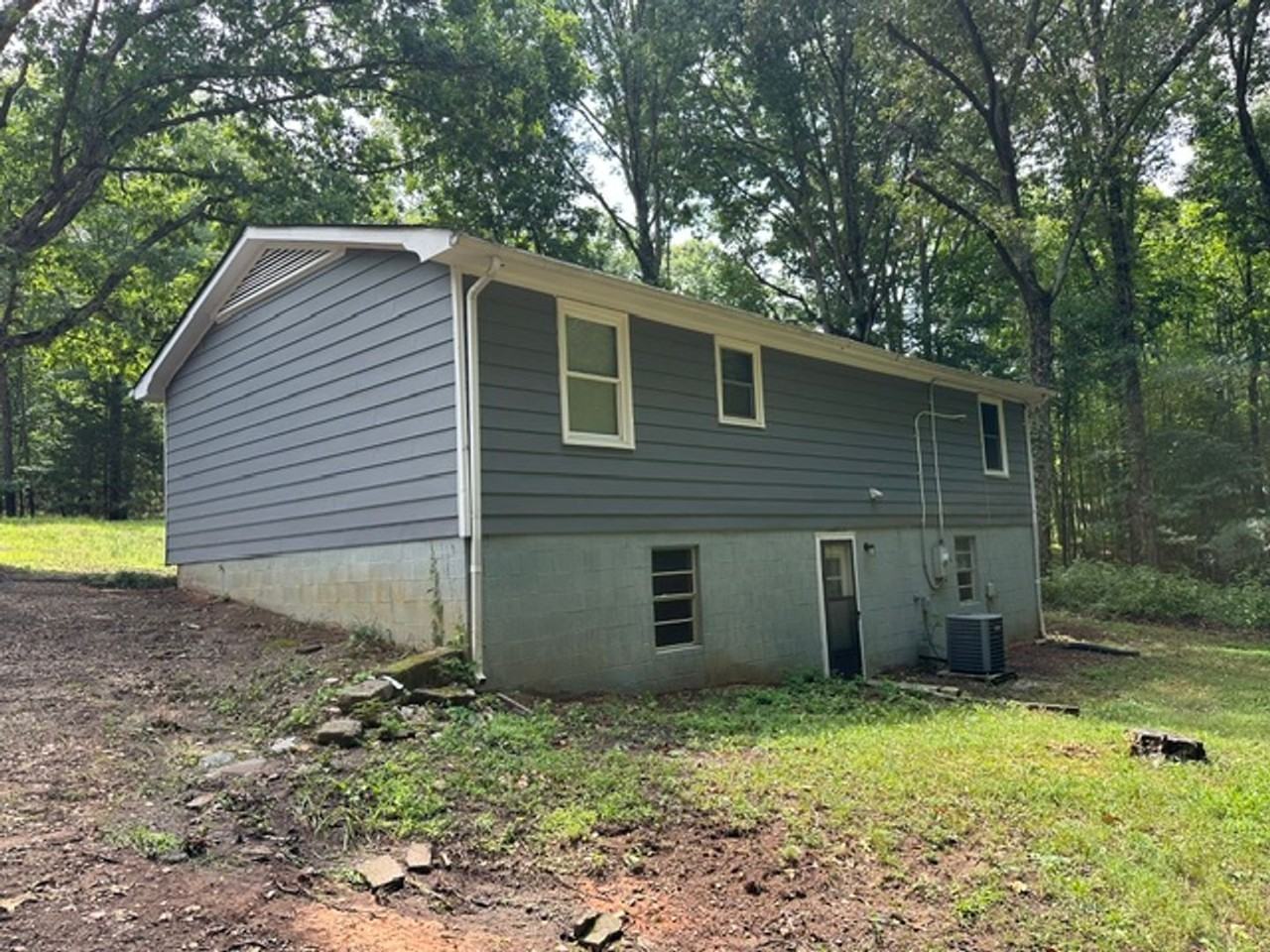 2924 New Hope Rd - Photo 2 of 32