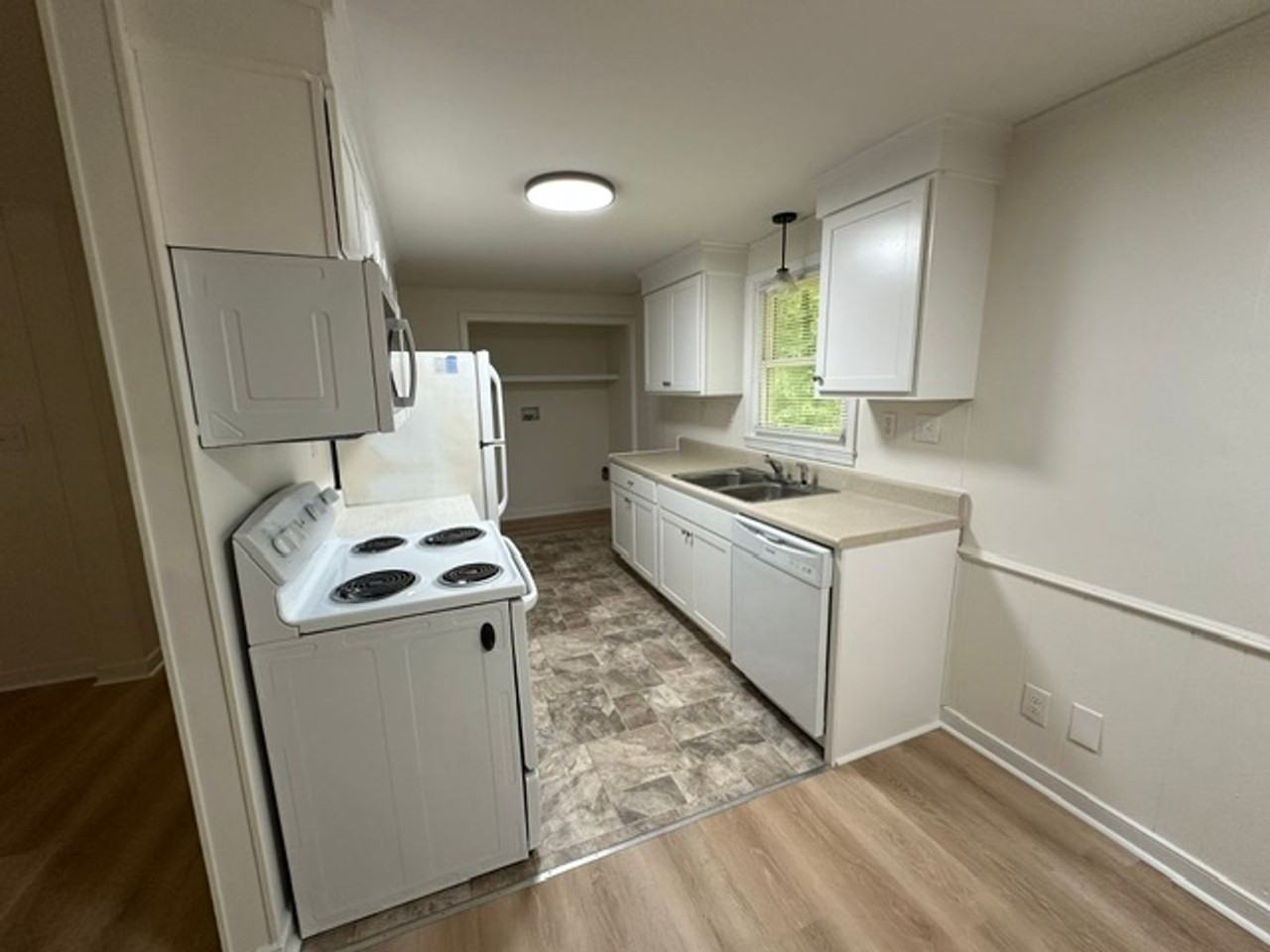 2924 New Hope Rd - Photo 7 of 32