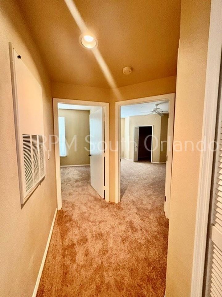 408 Summit Ridge Pl - Photo 4 of 11