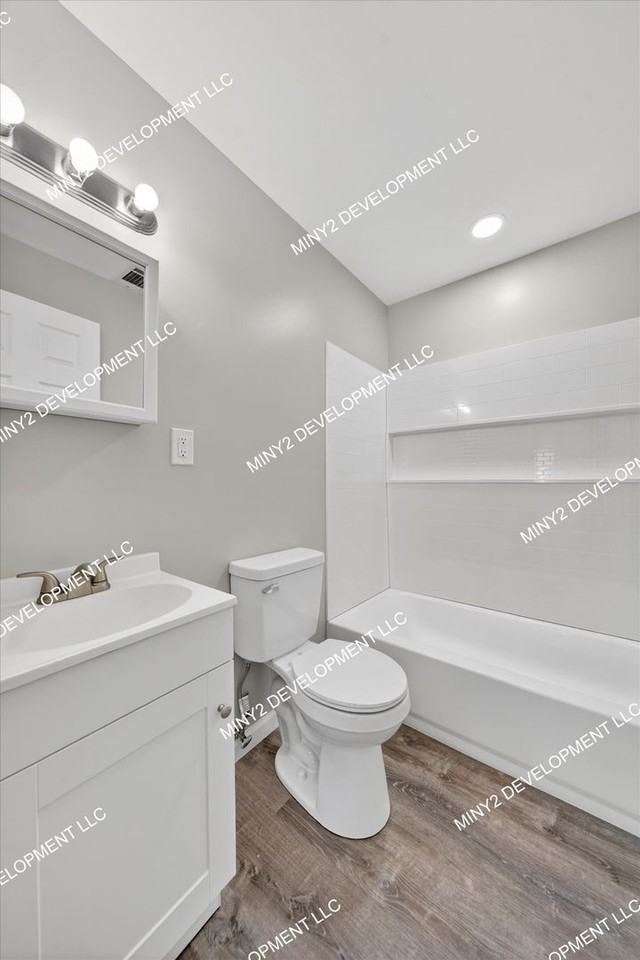 12862 Georgiana Ave - Photo 4 of 27