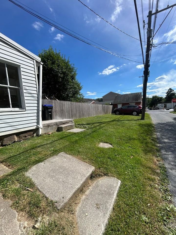 25 Butler St - Photo 3 of 22