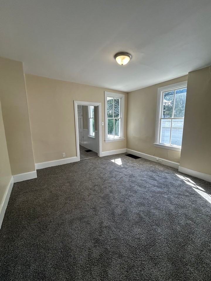 25 Butler St - Photo 7 of 22