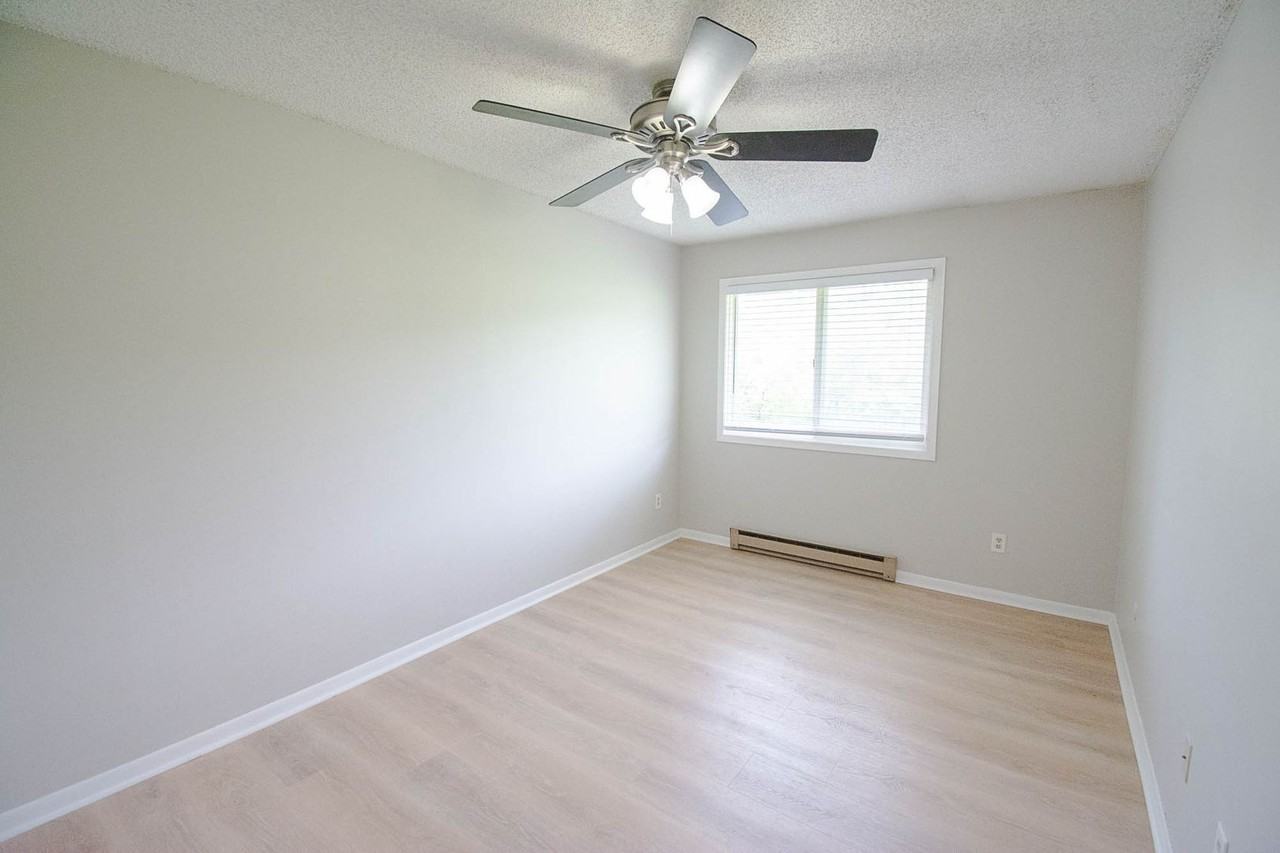 2604 4th Ave Ne #13 - Photo 7 of 10