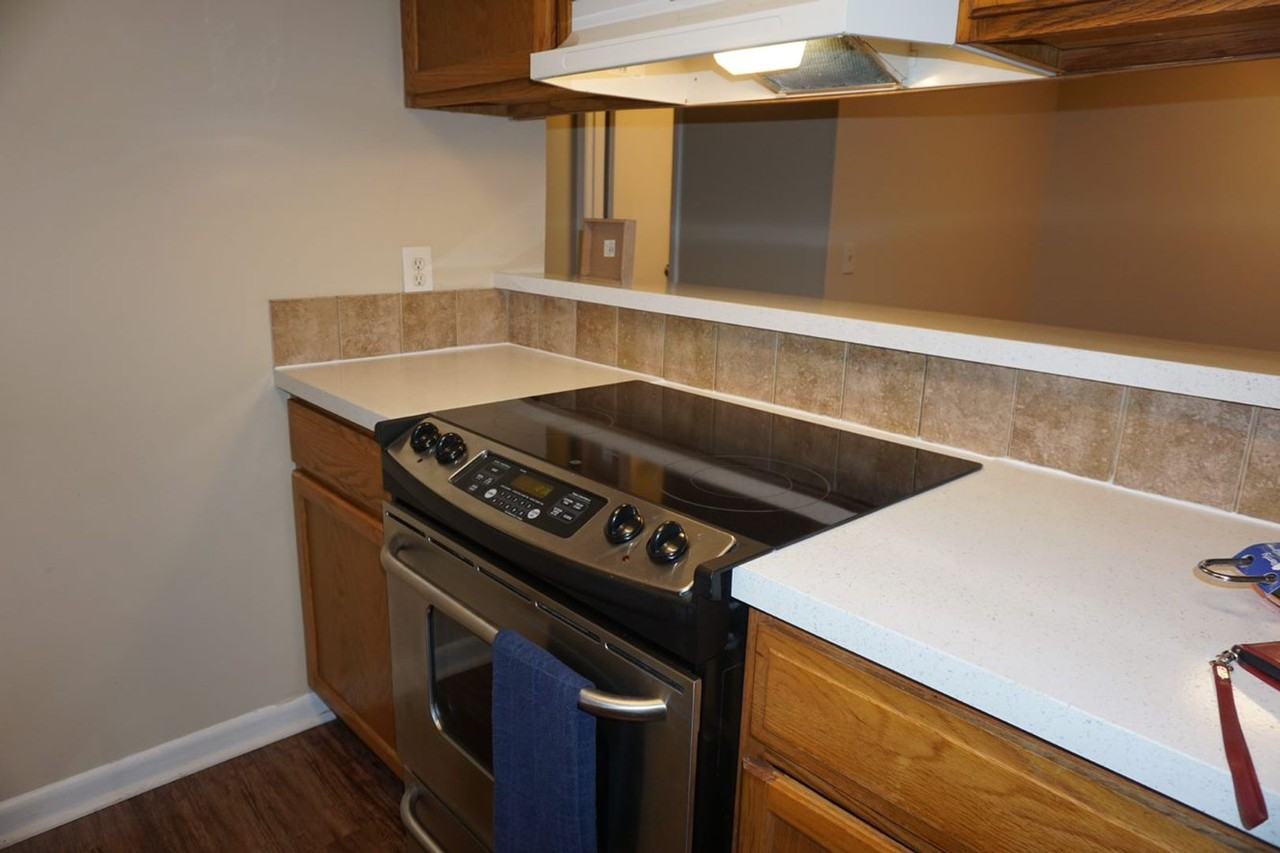5547 Pinebay Cir N - Photo 4 of 12