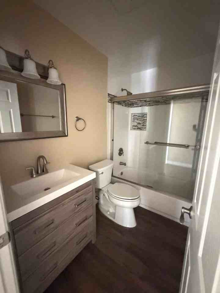 2672 Phipps Ave #AD - Photo 6 of 11