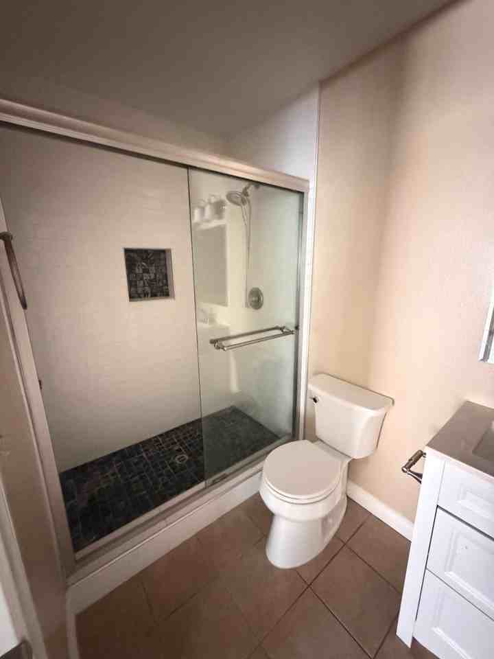 2672 Phipps Ave #AD - Photo 7 of 11