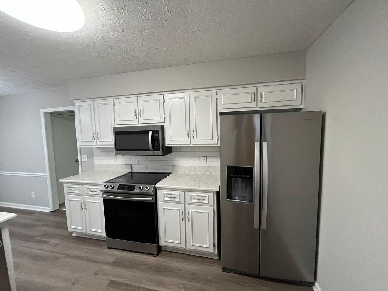 4310 Hart St - Photo 6 of 26