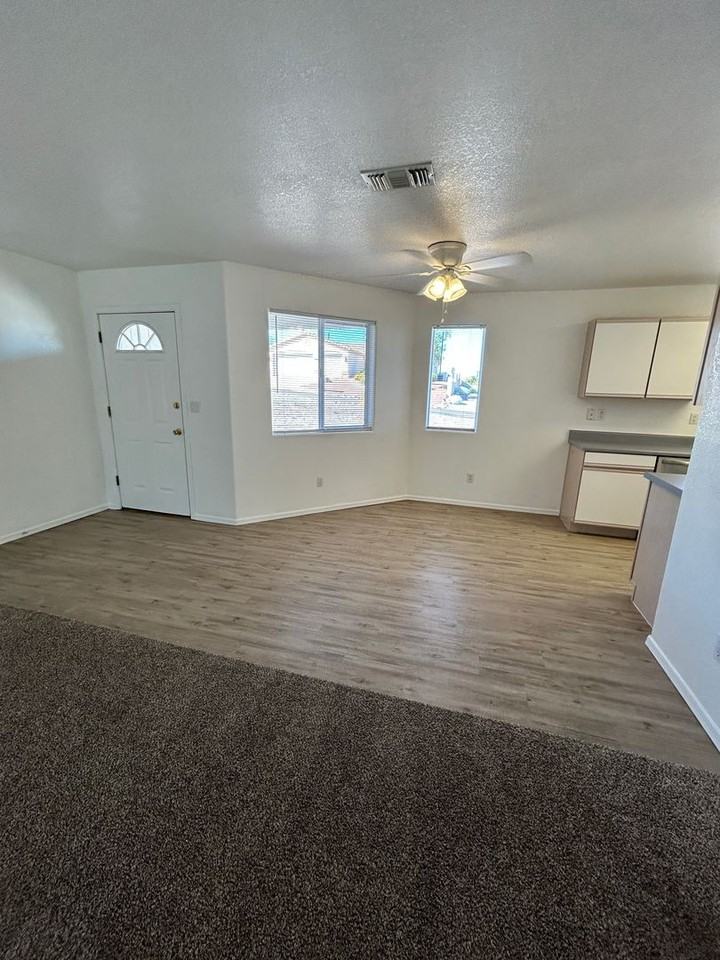 1668 Riverbelle Dr - Photo 6 of 26