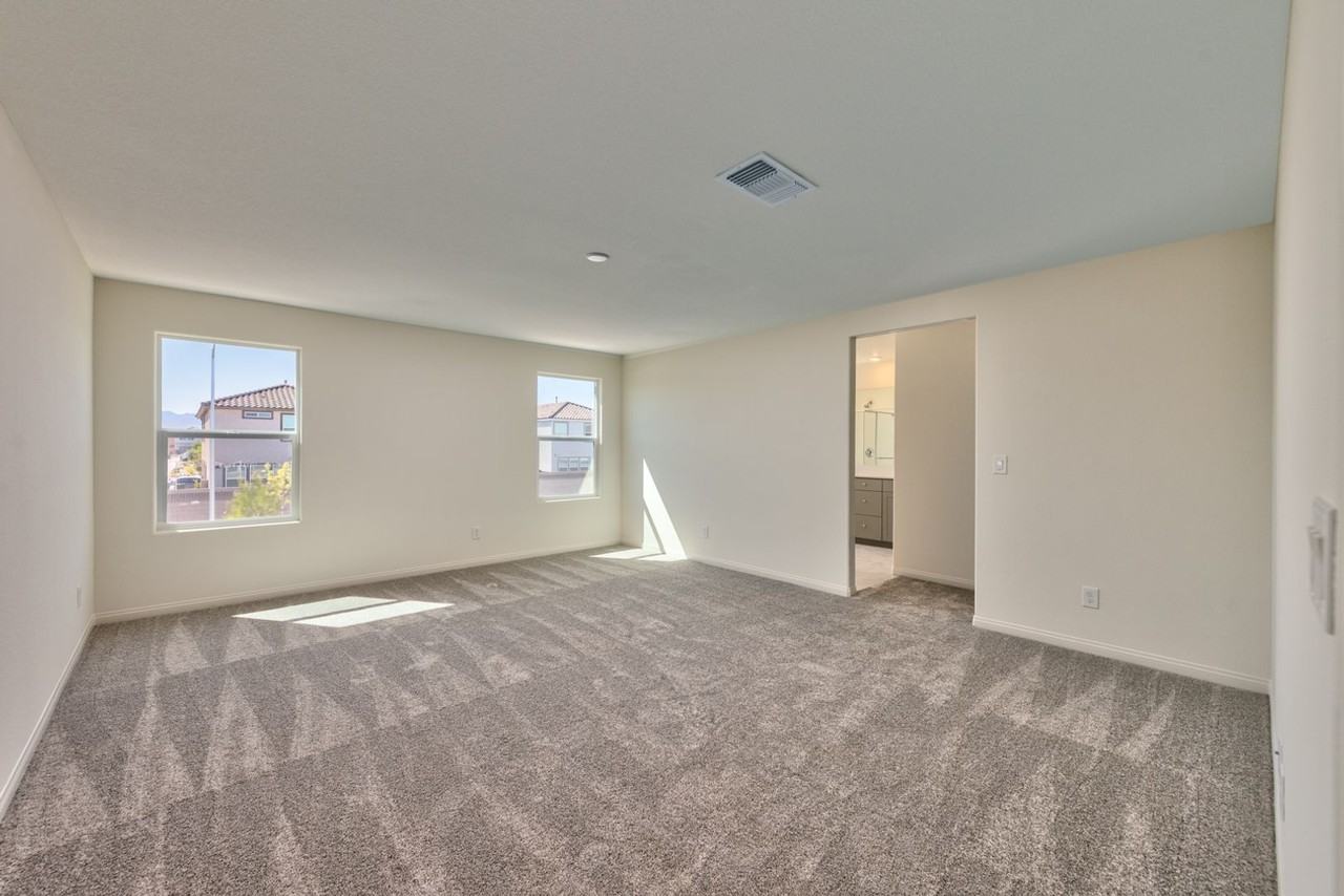 10191 Glowing Amber St - Photo 6 of 15