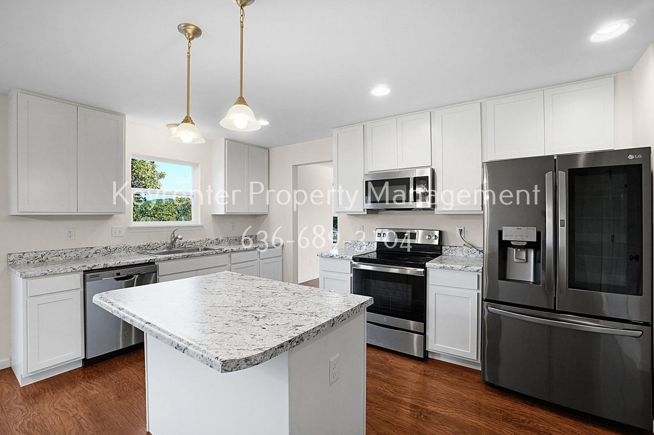 2645 Winding Valley Dr - Photo 3 of 27