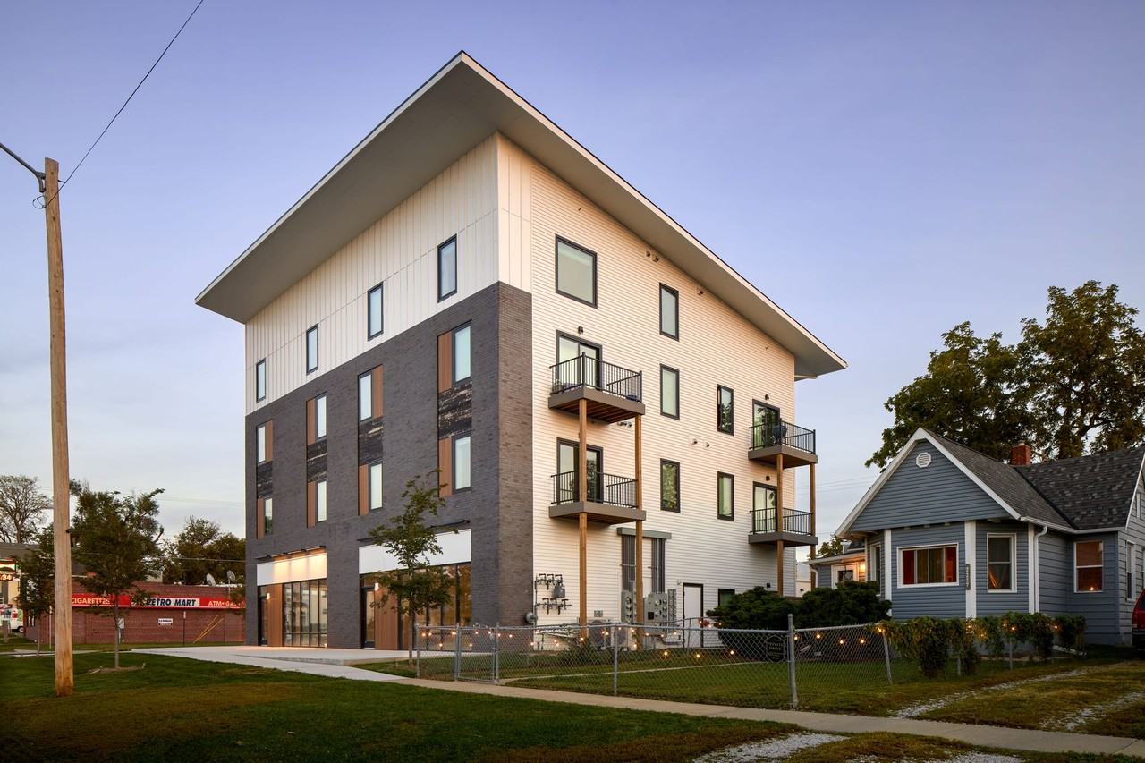 345 N 23rd St #201 - Photo 7 of 12