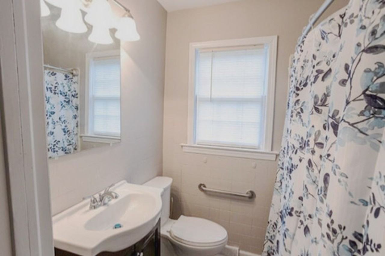 116 Campbell St - Photo 2 of 7
