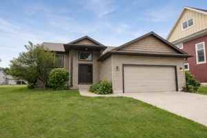featured image of 6736 Clarkia Dr Nw