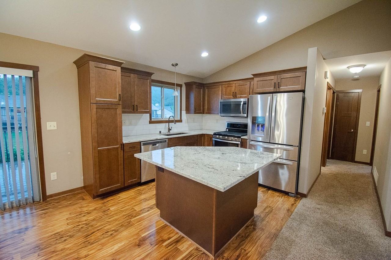 6736 Clarkia Dr Nw - Photo 4 of 23