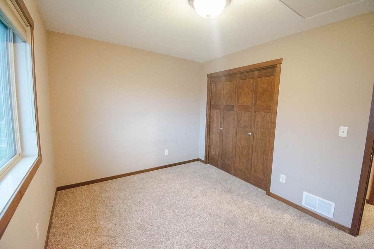 6736 Clarkia Dr Nw - Photo 7 of 23