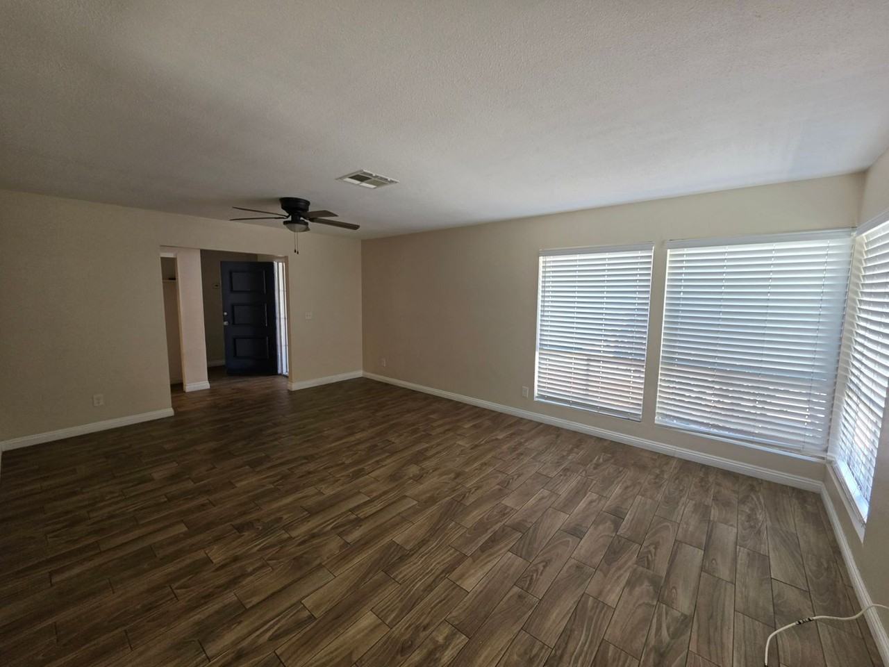 41015 Alder Ave - Photo 2 of 21