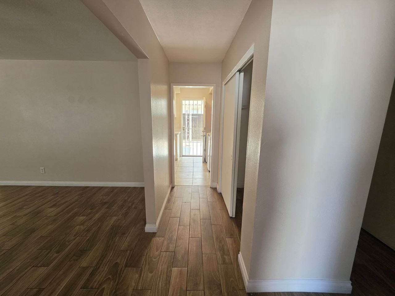 41015 Alder Ave - Photo 6 of 21