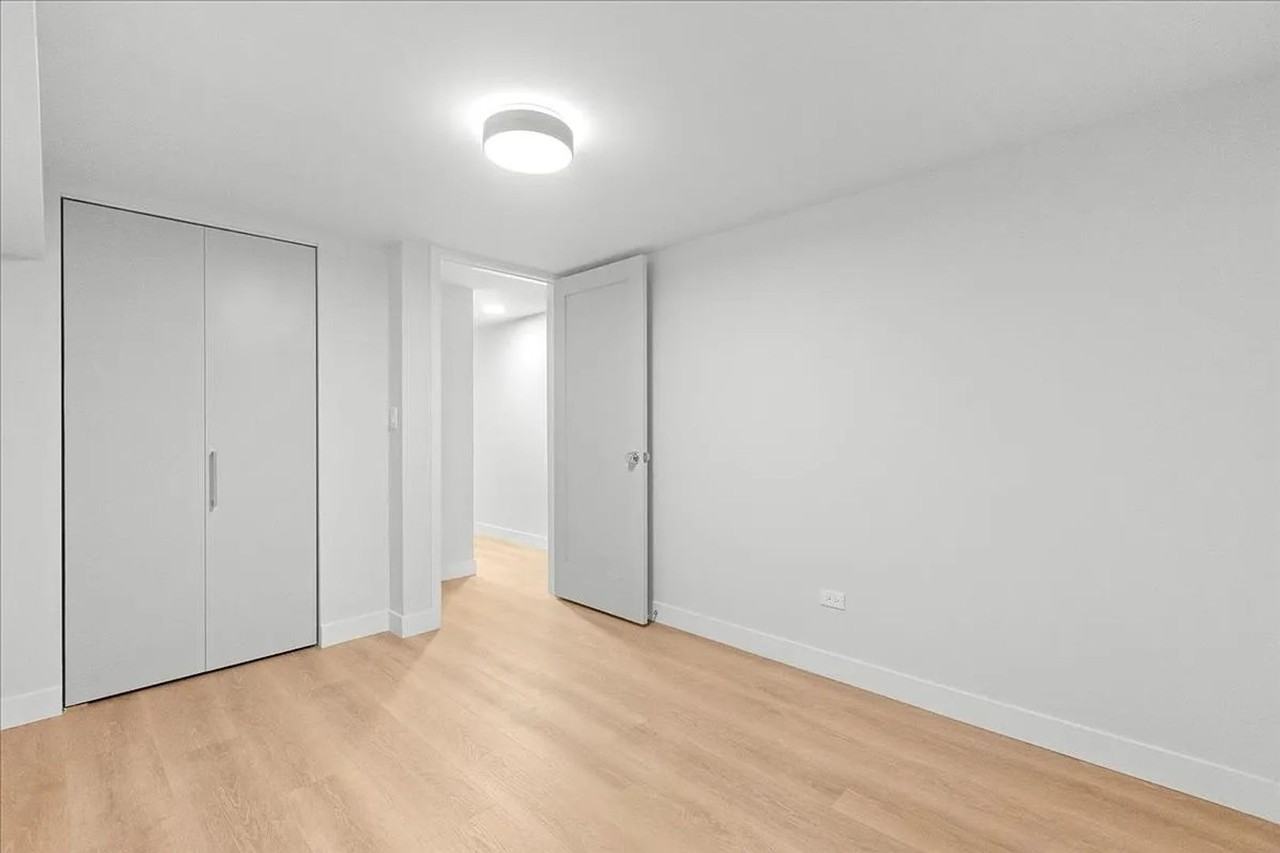 927 N Mozart - Photo 3 of 32