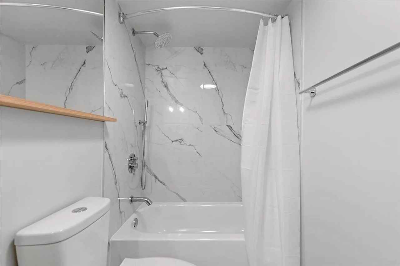 927 N Mozart - Photo 4 of 32