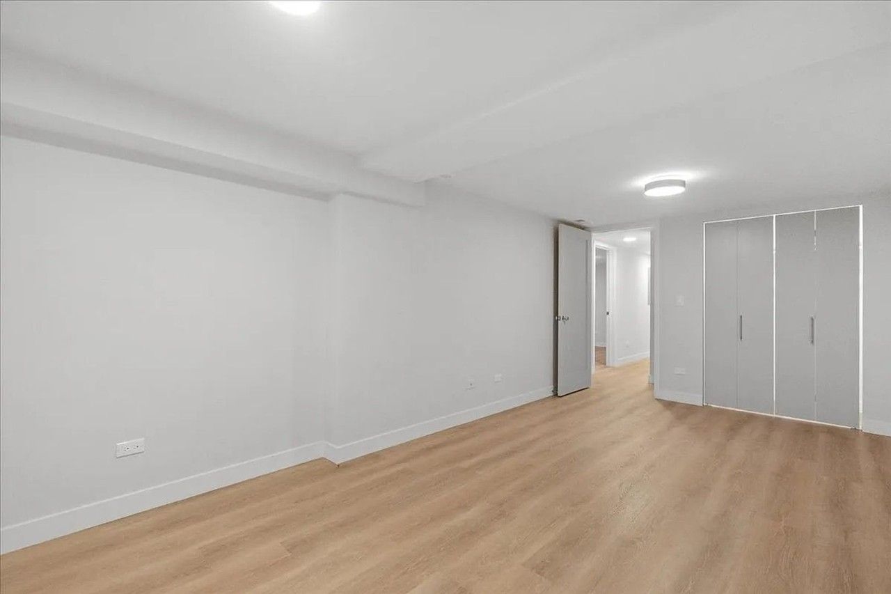 927 N Mozart - Photo 5 of 32