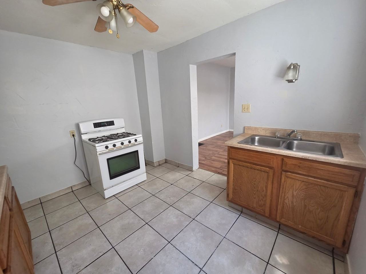 1046 E 4th St - Photo 6 of 9