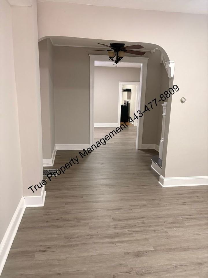 1107 N Longwood St - Photo 2 of 17