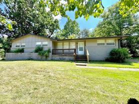 3902 Lakeview Dr Nw - Photo 1 of 1