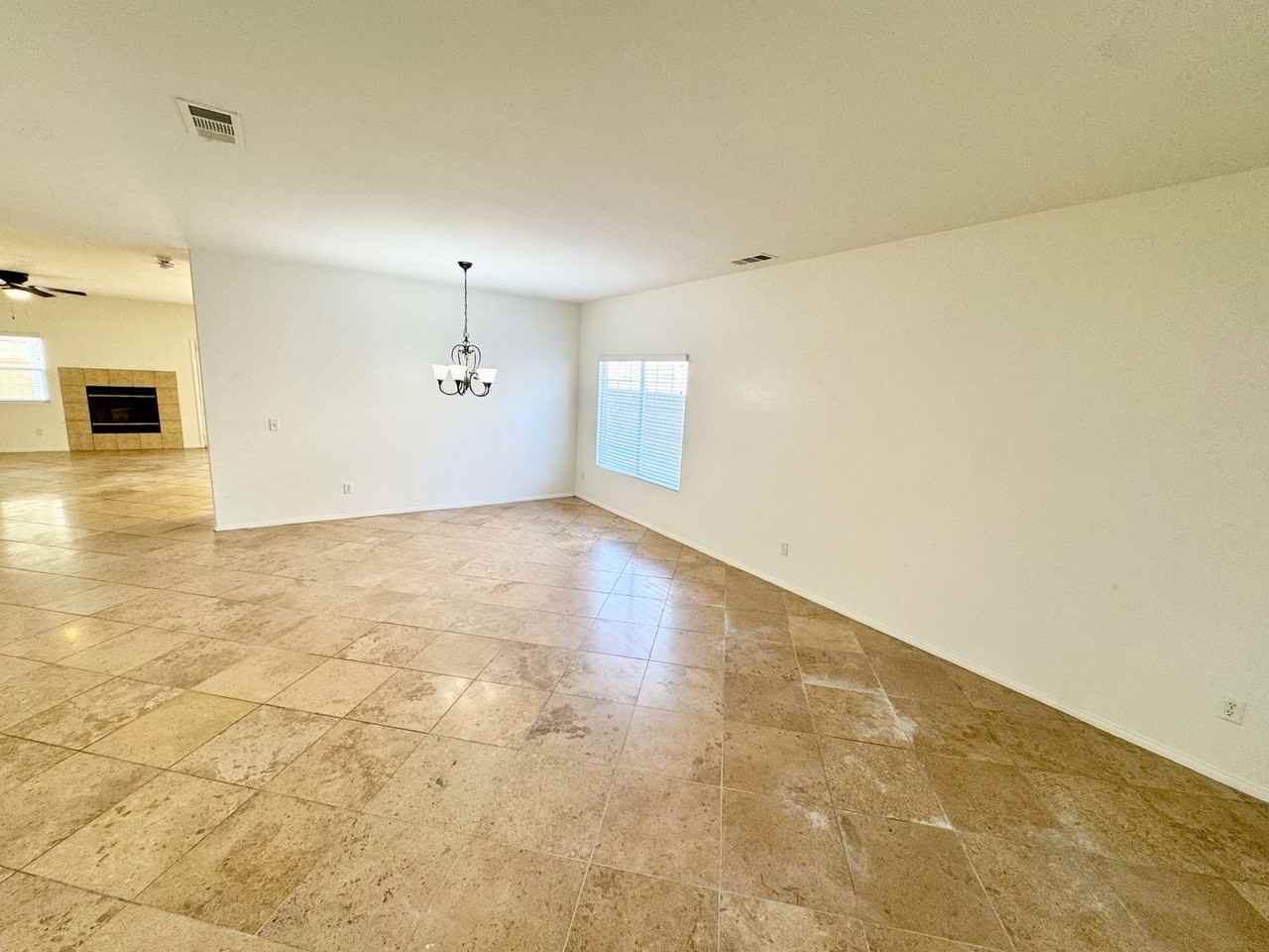 4132 Grandview Dr - Photo 2 of 27