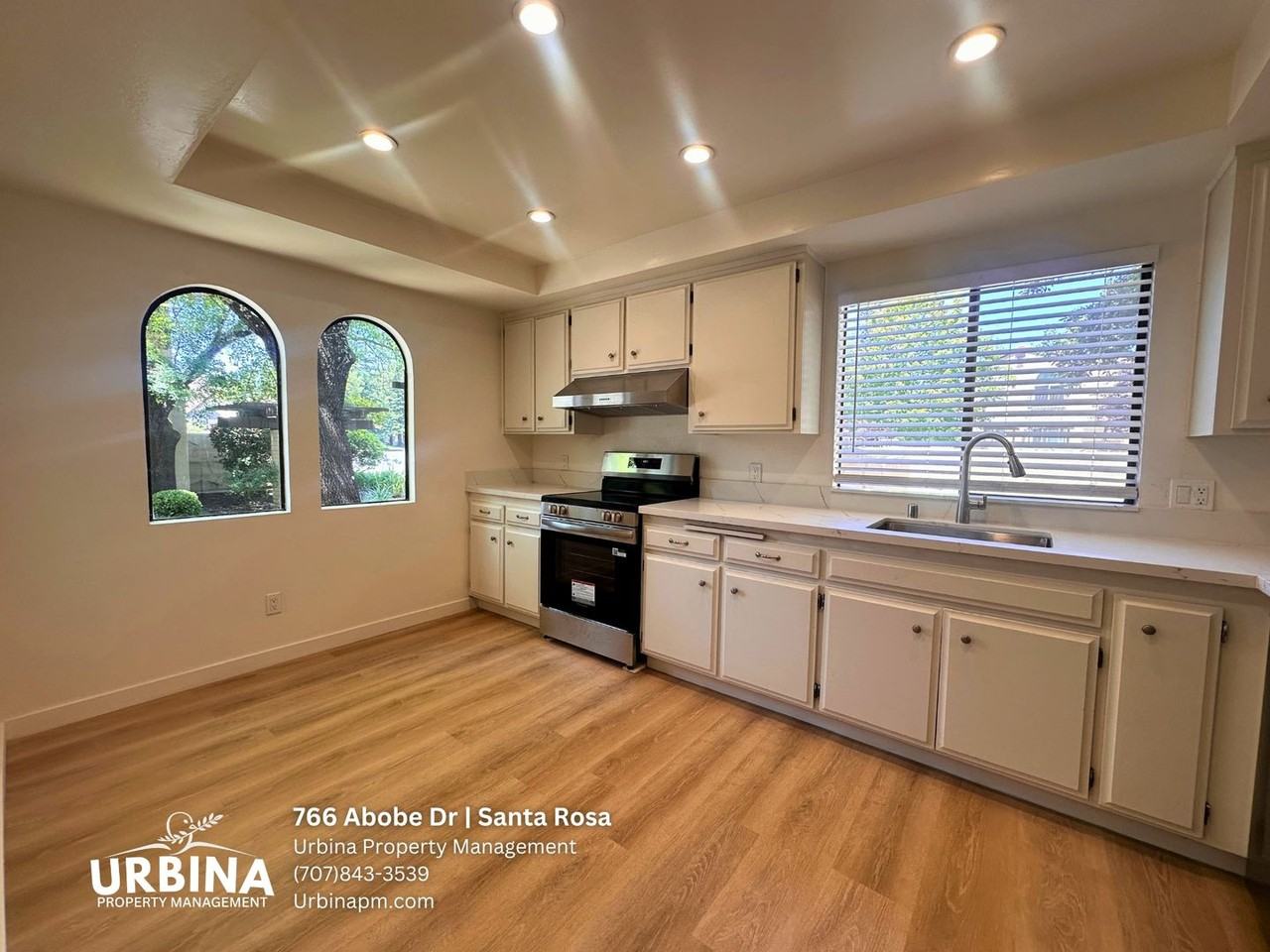766 Adobe Dr - Photo 3 of 17