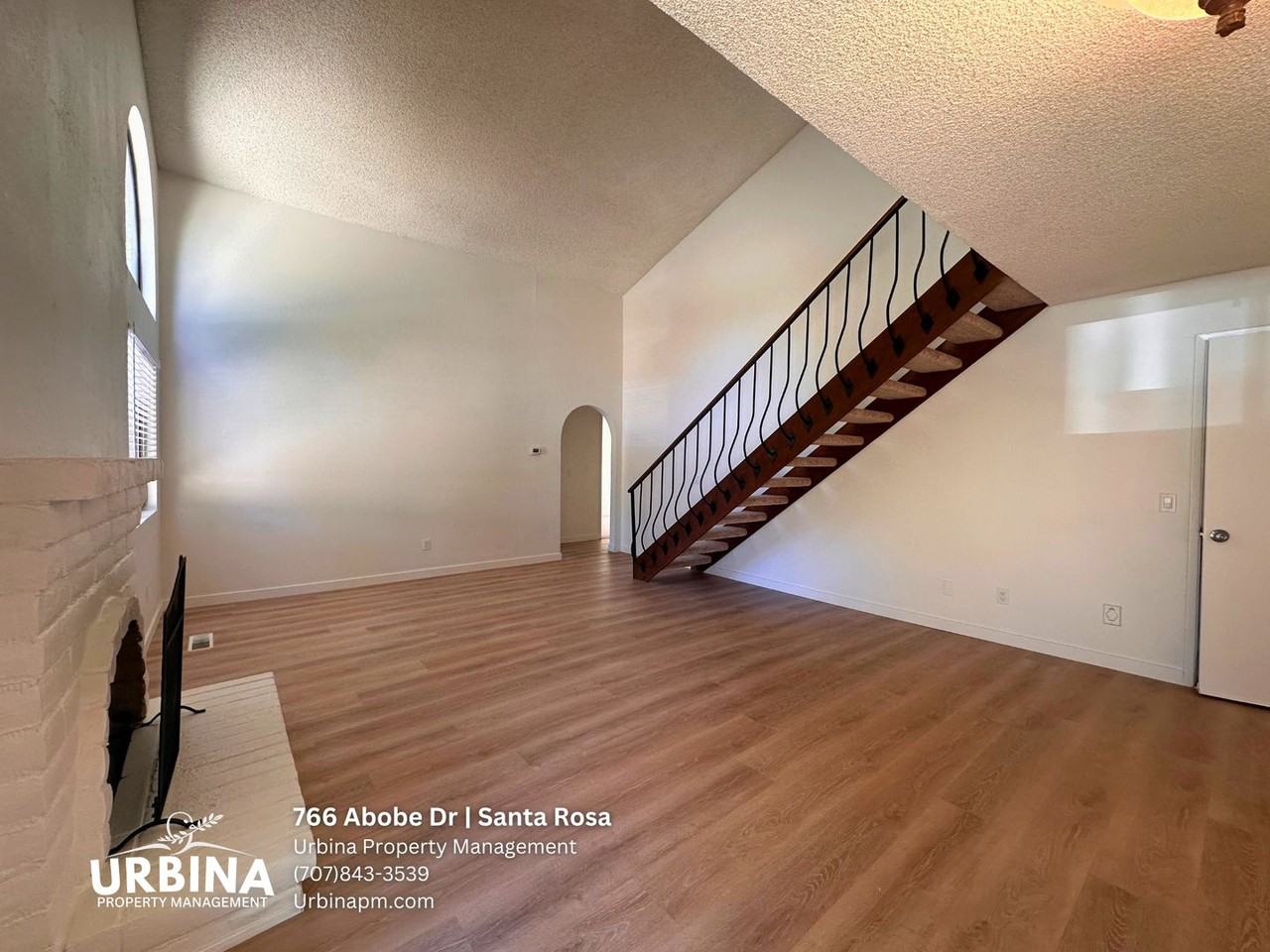 766 Adobe Dr - Photo 6 of 17