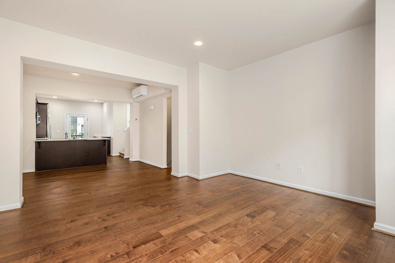 3420 Sw Graham St - Photo 4 of 18