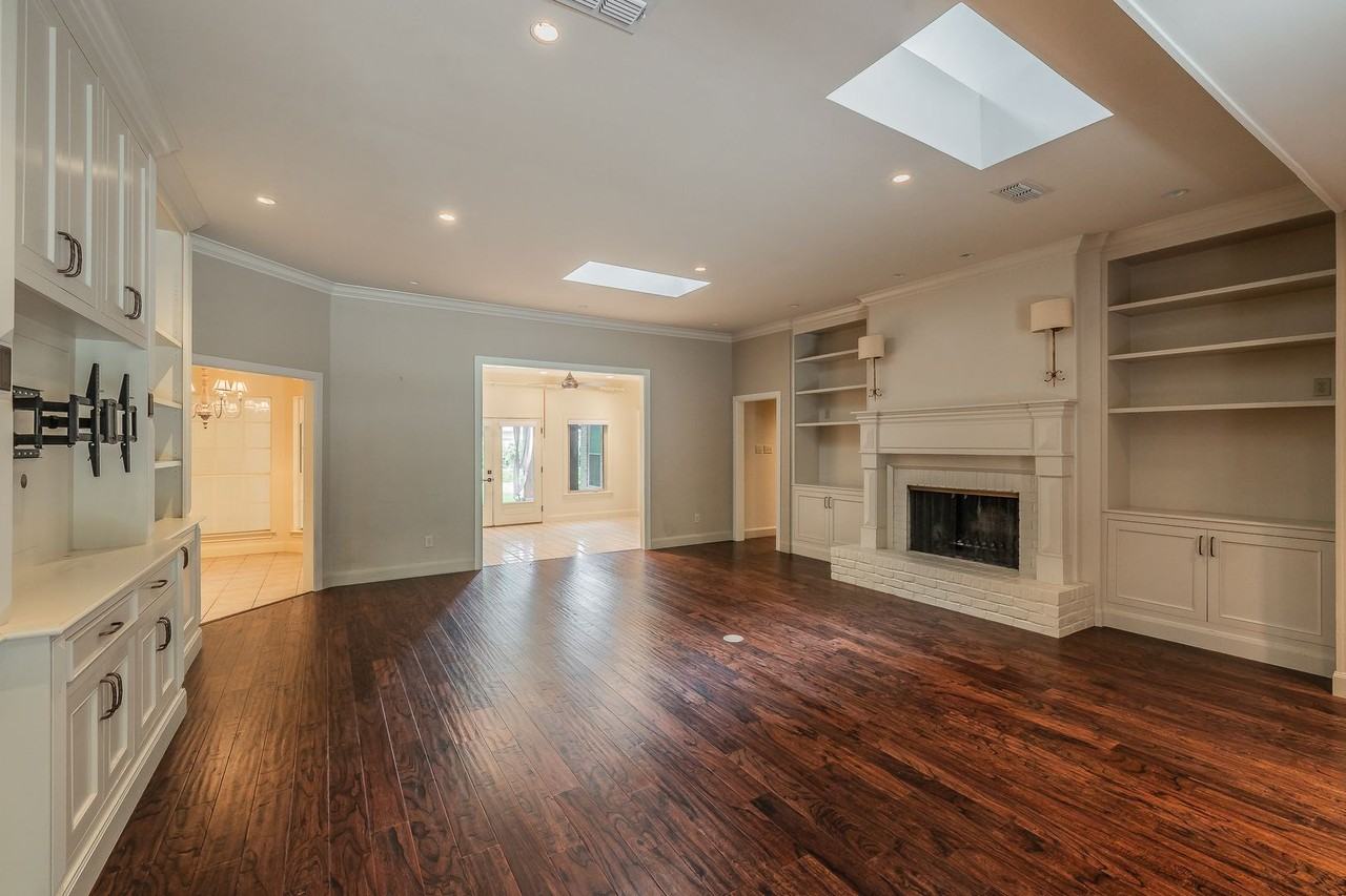 6724 Blue Meadow Dr - Photo 4 of 50