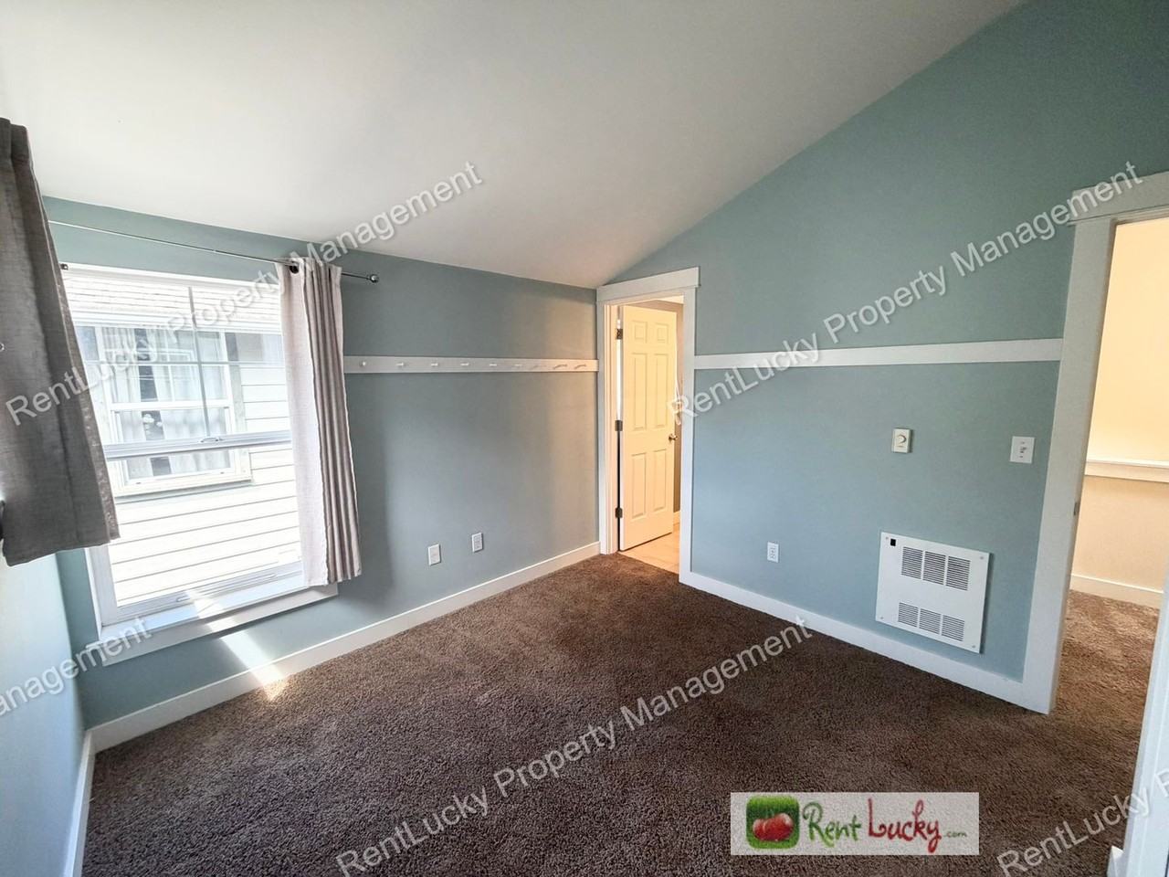 2652 Nw 56th St - Photo 7 of 23