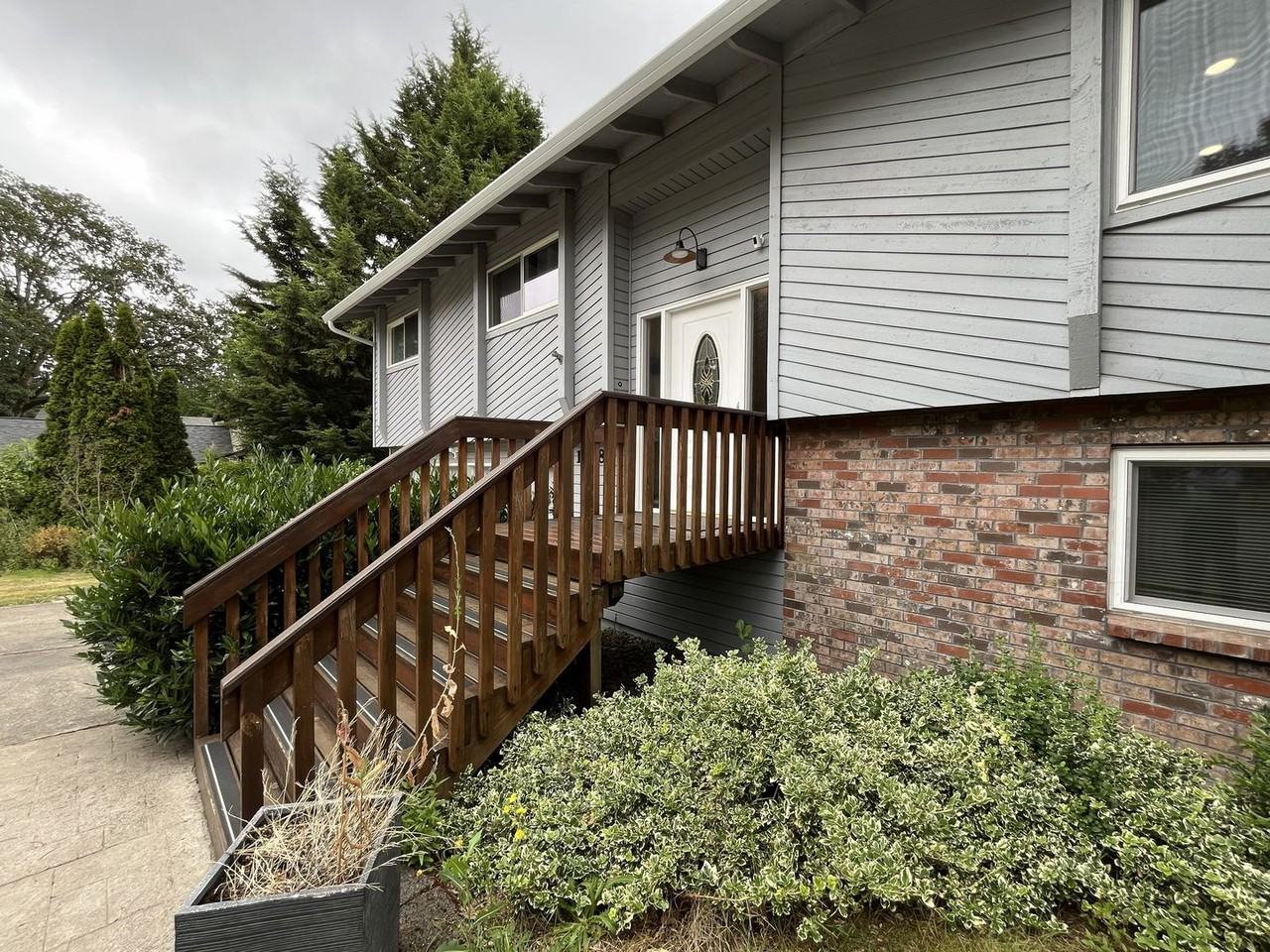 17688 Nw Dogwood Ct - Photo 3 of 50