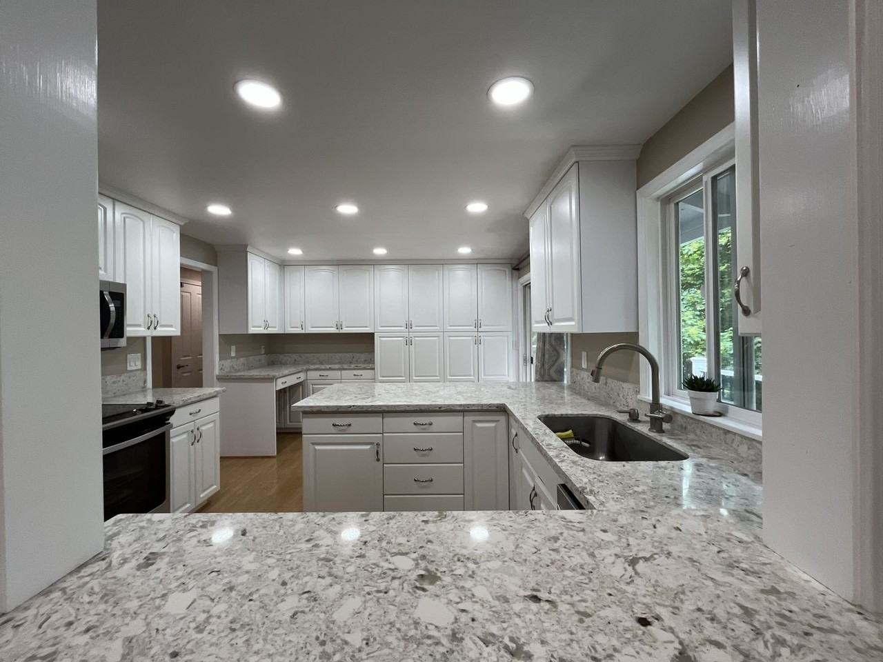17688 Nw Dogwood Ct - Photo 6 of 50