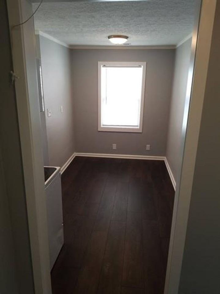 1609 Clara Ave - Photo 6 of 17