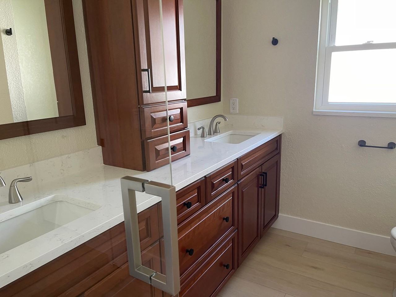 8143 Laurel Green Dr - Photo 7 of 16