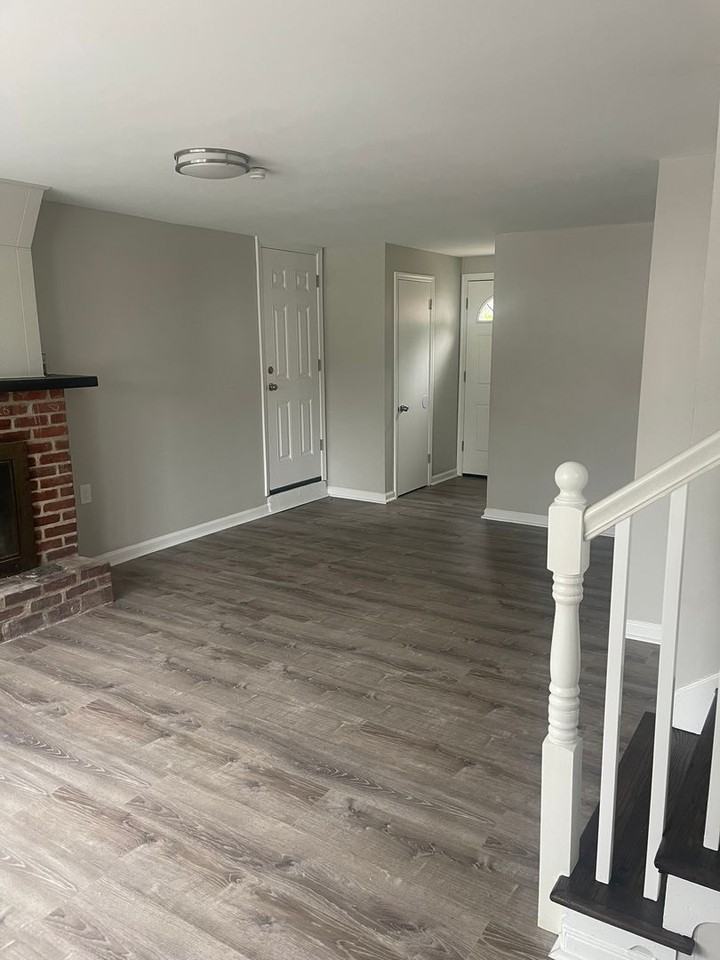 4803 Paulson Dr - Photo 3 of 50