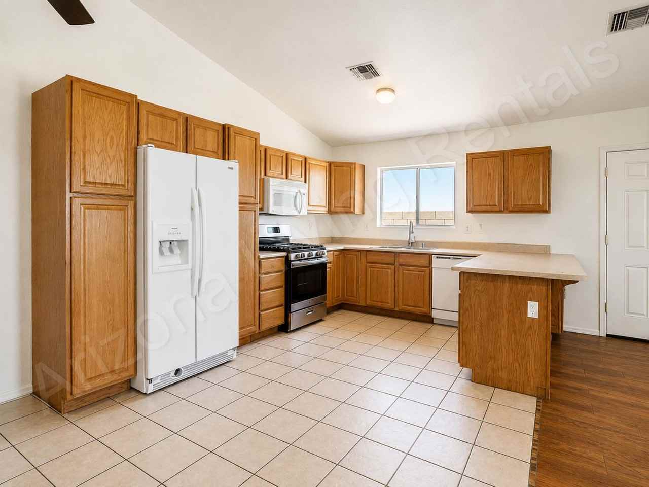 3425 N Yuma St - Photo 6 of 28