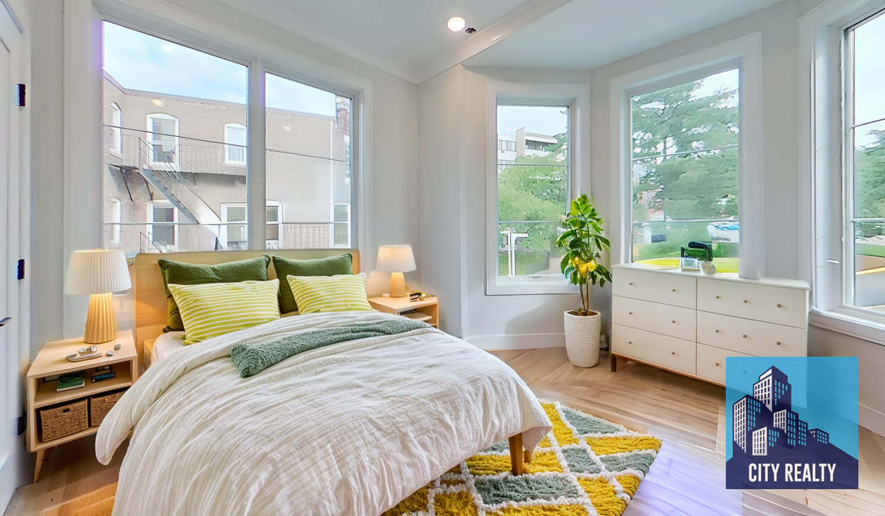 106 Warren St - Photo 2 of 7