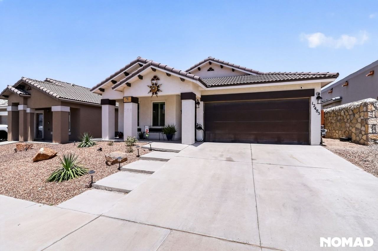 12485 Chamberlain Dr - Photo 2 of 50
