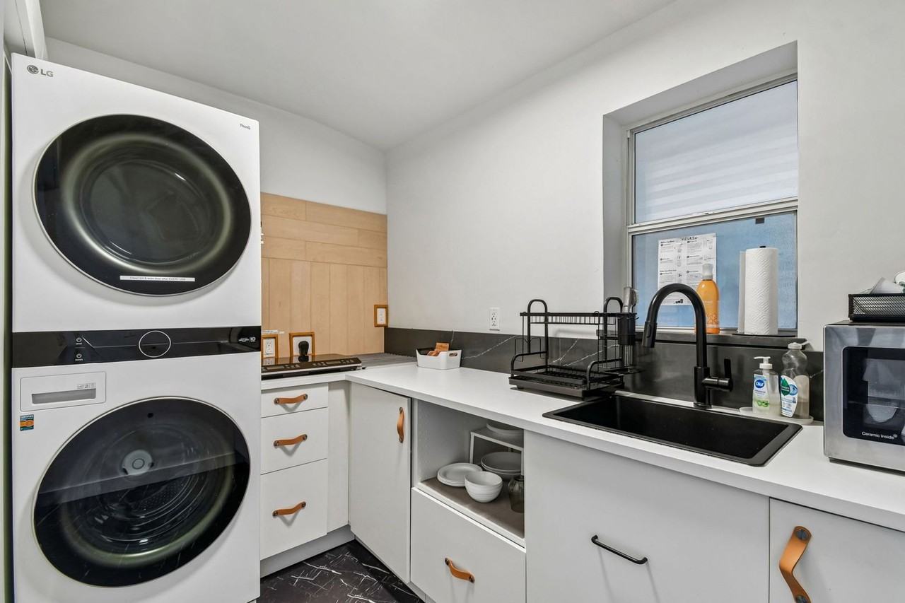 123 Main St - Photo 6 of 18