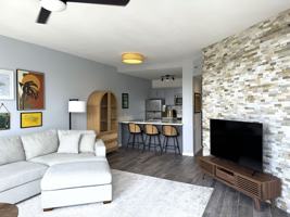 featured image of 60 N Beretania St #PHA6