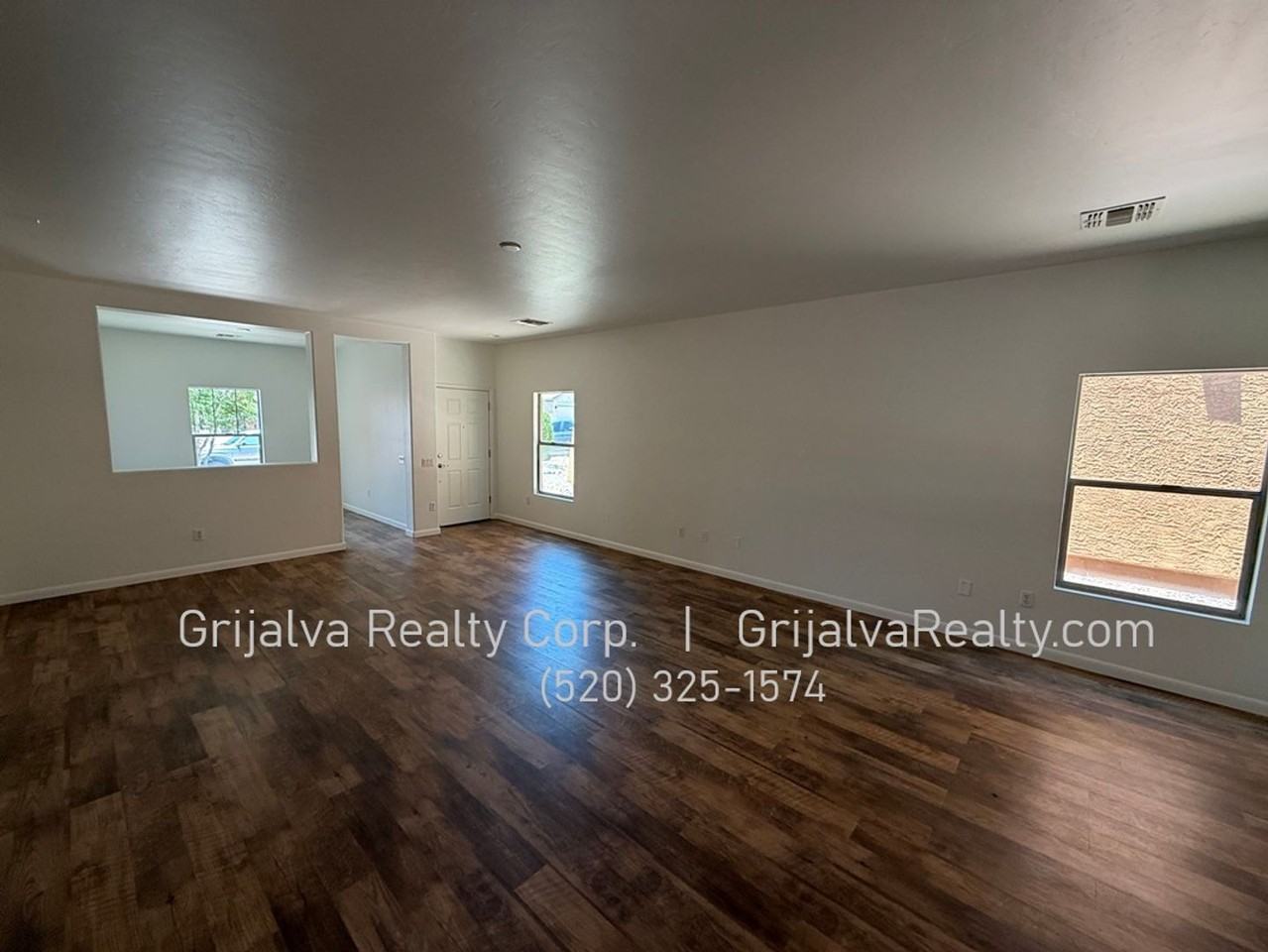 880 W Calle Valenciana - Photo 2 of 21