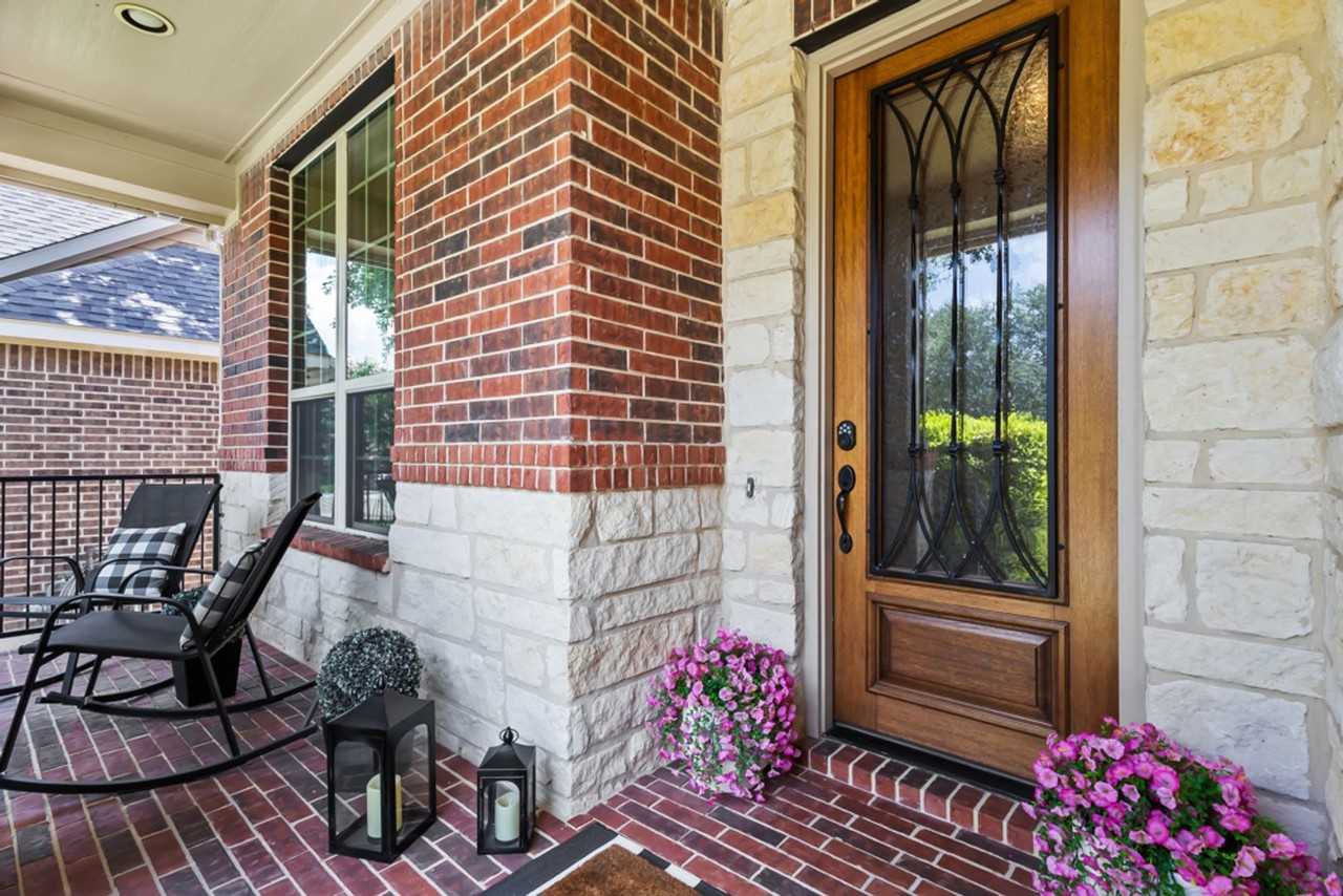 8927 Cimarron Rte - Photo 4 of 35