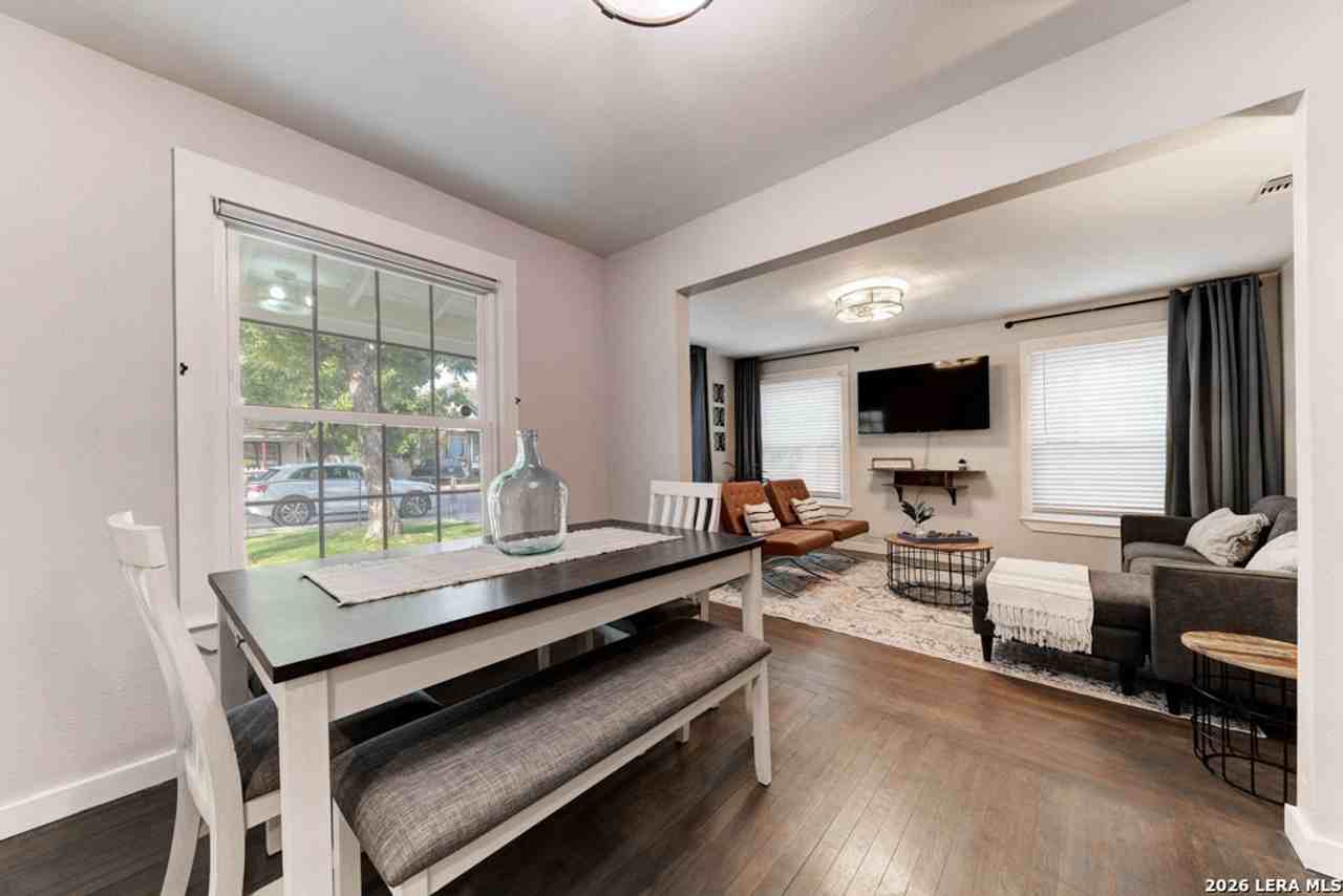 406 Mckinley Ave - Photo 7 of 25